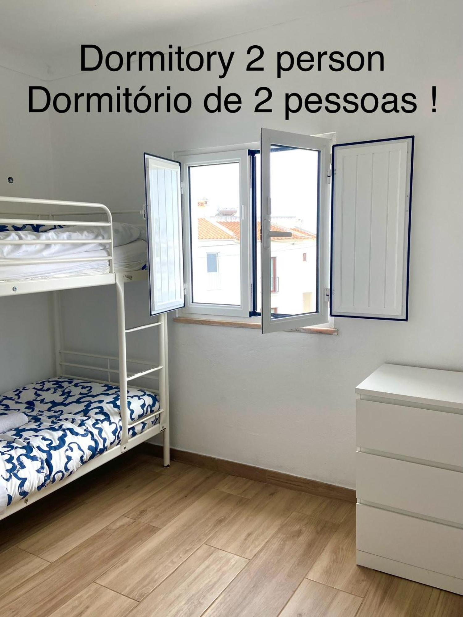 Pirata Milfontes Guest House Вила-Нова-де-Мильфонт Экстерьер фото